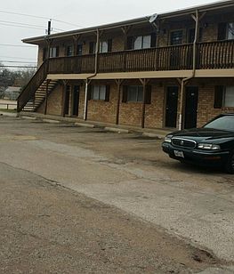 3rd image of 515 N Oak St APT 109