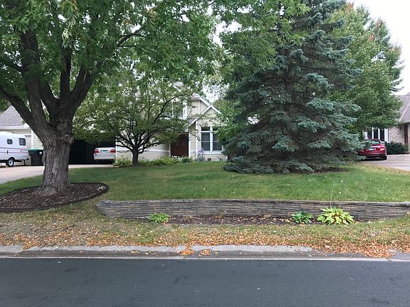 5th image of 12250 Grouse St NW