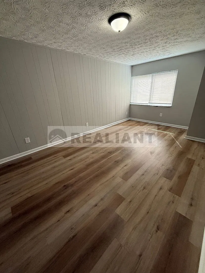 2 bed, 1.0 bath, 900 sqft, $950 — Photo 4
