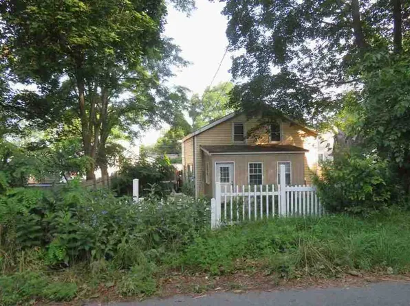 15 Lorraine Ave, Schenectady, NY 12304