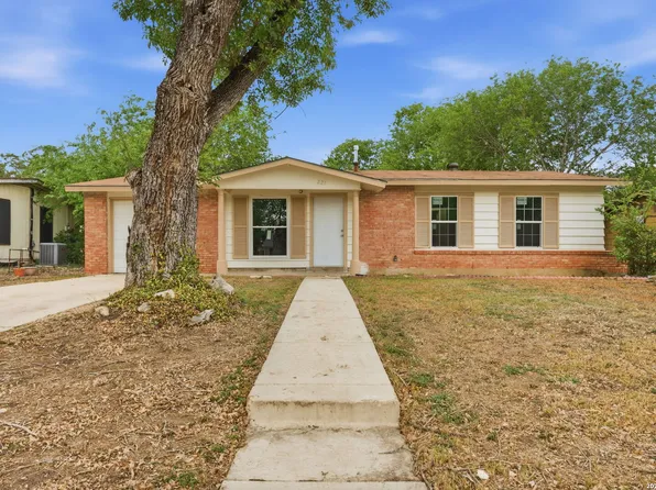 221 Park, Universal City, TX 78148