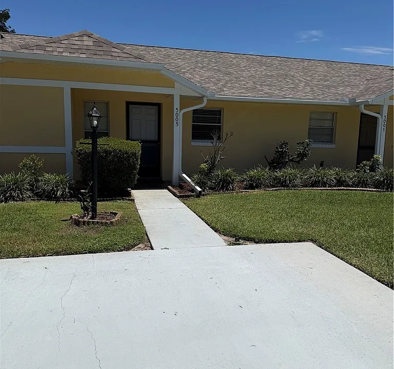 5005 Granada Blvd