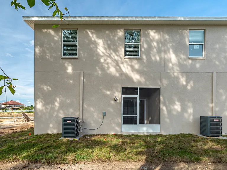 1029 Oak Hammock Dr #1 — Photo 25
