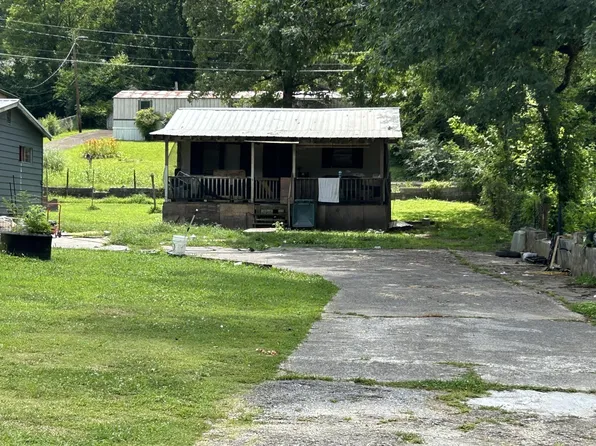 6 Kellys Ferry Ave, Chattanooga, TN 37419
