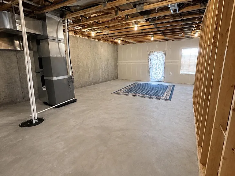 4913 Brookside Ct — Photo 34