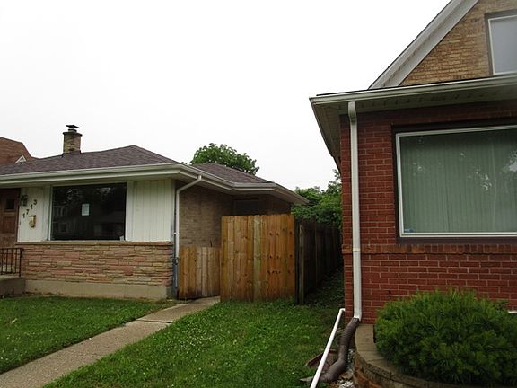 2nd image of 1713 Seymour Ave