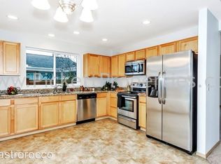 612 Cottage Ln, Bremerton, WA 98310