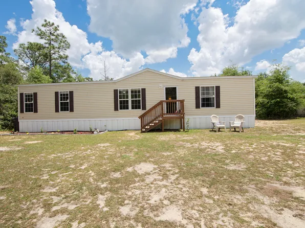 360 Michigan Ln, Defuniak Springs, FL 32433