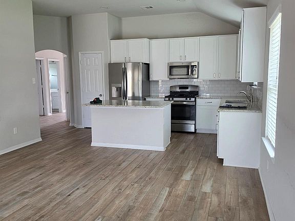 5th image of 29219 Enchanted Falls Cir