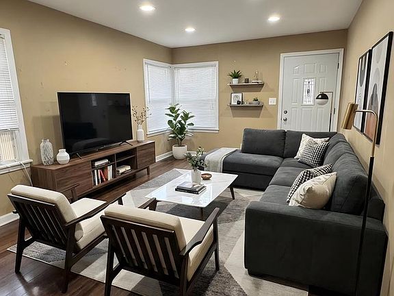 3rd image of 4302 North 36th STREET