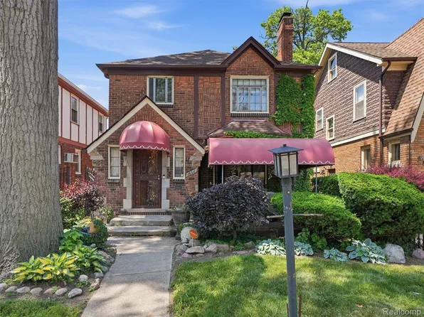 16511 Cherrylawn St, Detroit, MI 48221