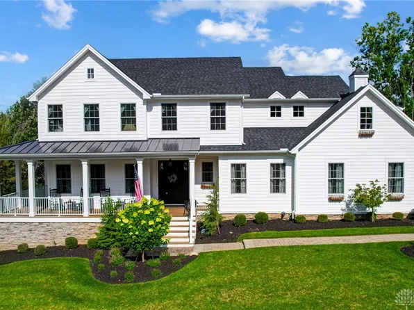 6564 Grants Walk Ln, Dayton, OH 45459