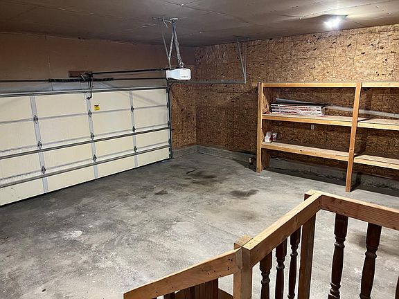 5th image of 1284 Derby Ave NW