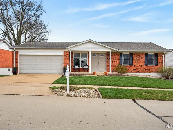 5330 Mild Dr, Saint Louis, MO 63129