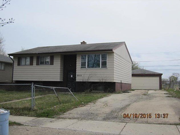 1st image of 2533 Kennedy Dr