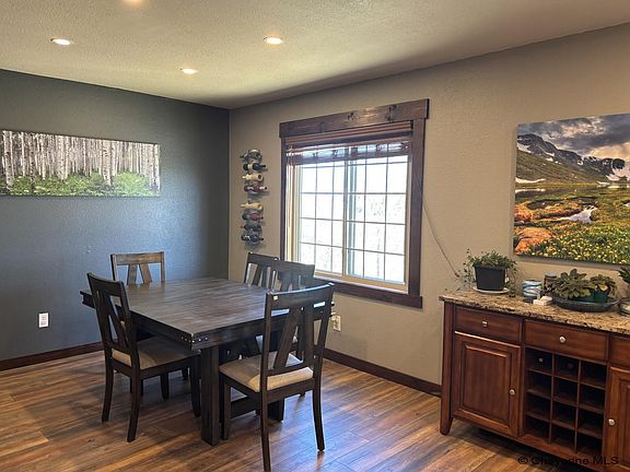 3rd image of 6912 Ridge Rd