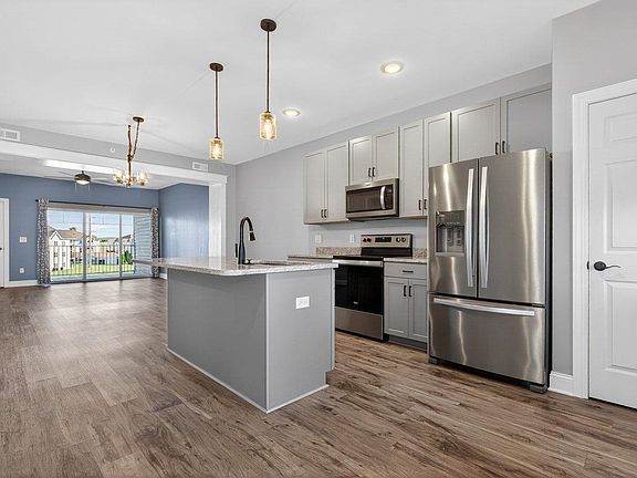 5th image of 1270 Constitution Ct #302