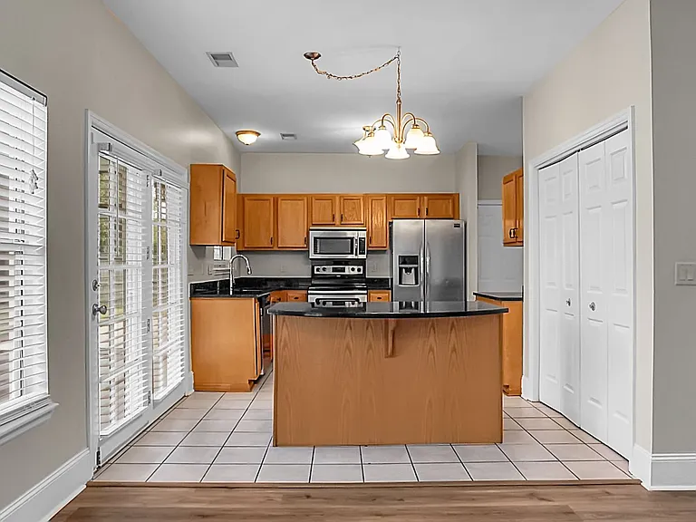 3274 Middleburry Ln — Photo 23