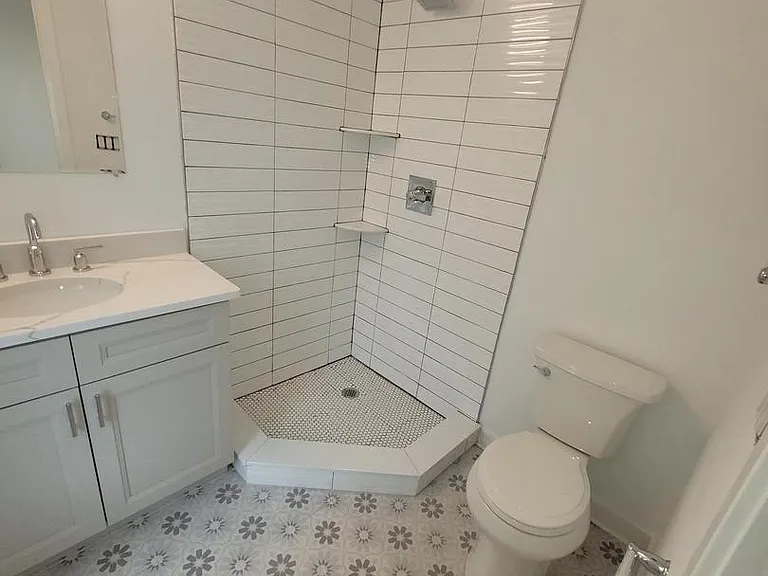 223 E Girard Ave #1R — Photo 22