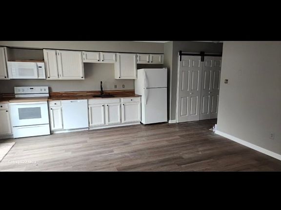 2nd image of 4739 Greenlaw Dr