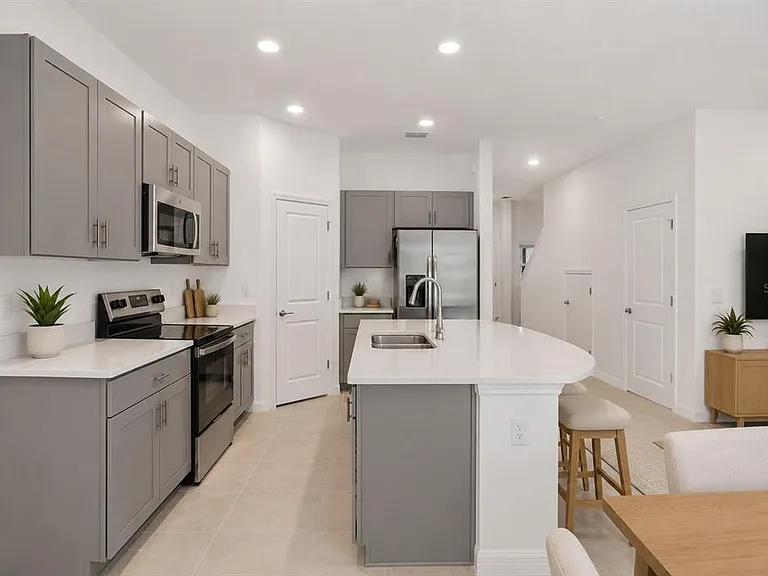 2191 Hallier Cv — Photo 9