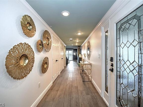 3rd image of 1900 Virginia Ave APT 901