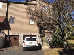 1001 Alpine Trl, Neptune, NJ 07753
