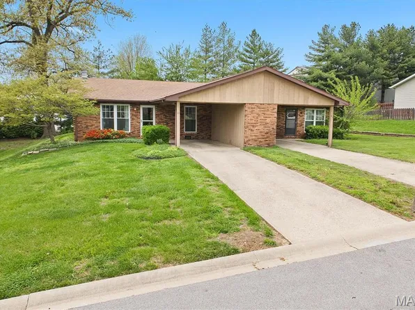 27 Ramona Dr, Shiloh, IL 62221