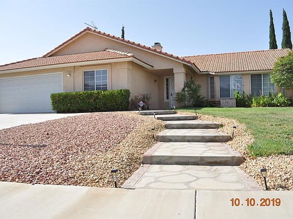2nd image of 15361 Kern Ave