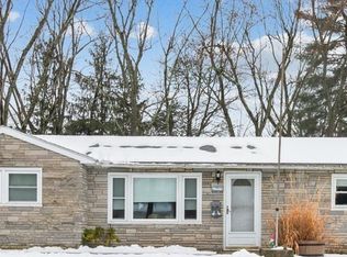 90 Corcoran Blvd, Springfield, MA 01118