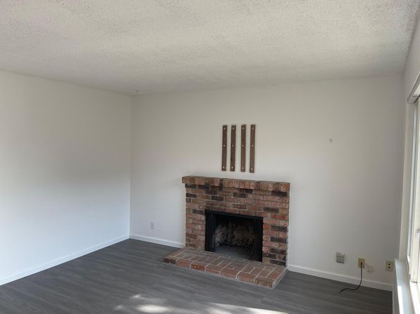 10808 Maxine Ave