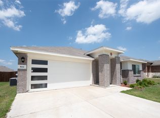 311 Wrangler Dr, Royse City, TX 75189