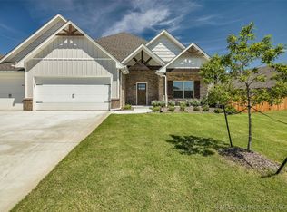 3017 S 7th Pl, Broken Arrow, OK 74012