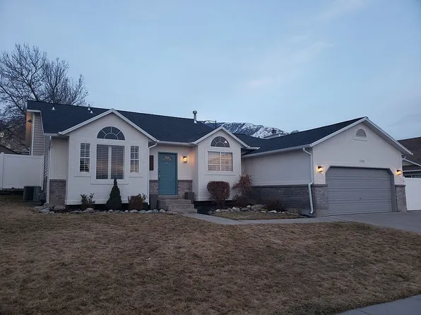 11755 S Canberra Dr, Sandy, UT 84094