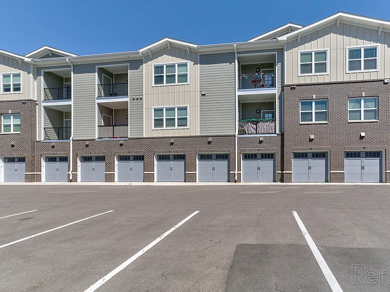Village at Thorncreek — Photo 51