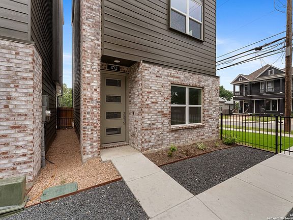3rd image of 210 W POPLAR ST #102