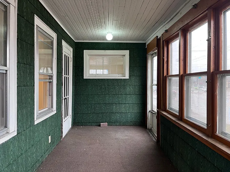 509 3rd St — Photo 3