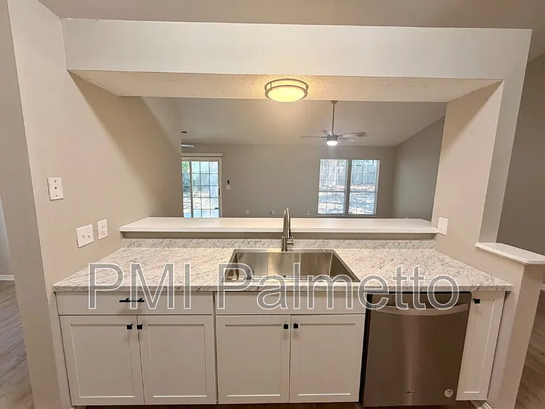 22 Sweet Thorne Cir — Photo 10