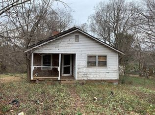 45 Bobo St, Inman, SC 29349