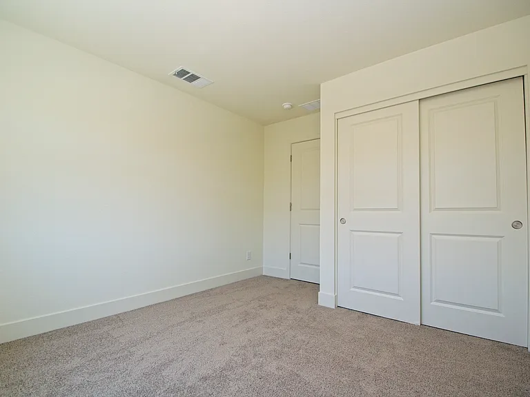 1636 Prancer St — Photo 17