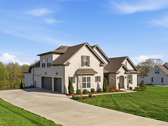 4th image of 3041 Henley Way