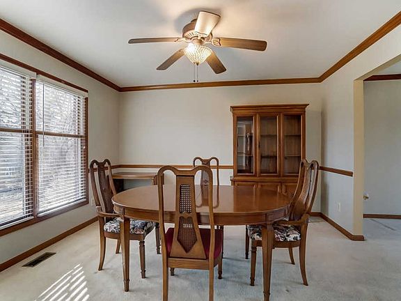 5th image of 7225 Foxstone Ct