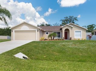 737 Tulip Dr, Sebastian, FL 32958