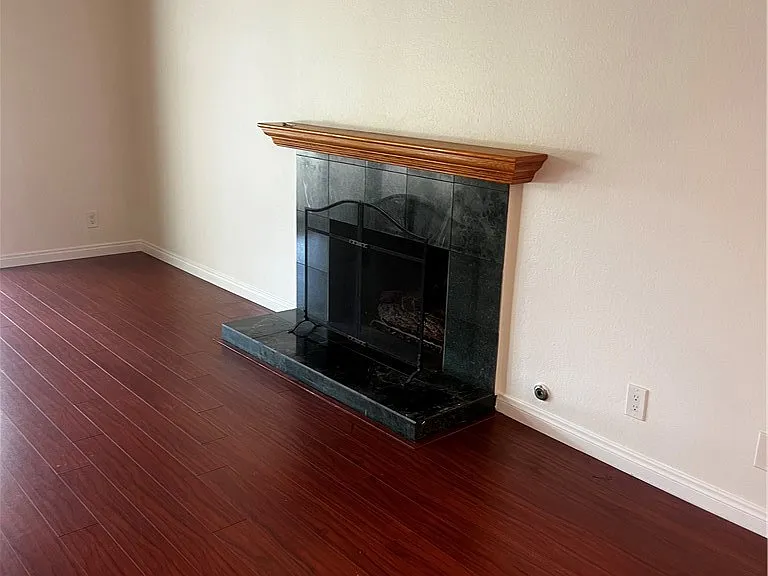 122 W Fairfield Dr — Photo 5