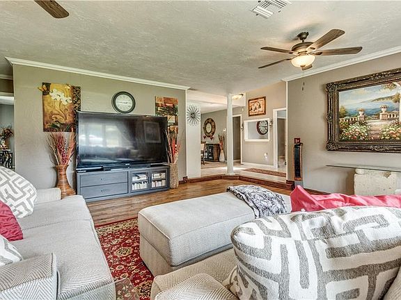 5th image of 2938 NE Orlie Dr