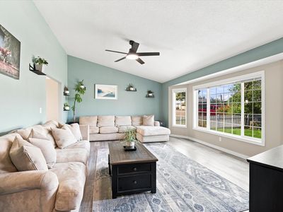 629 Glenn Way, Central Pt, OR, 97502