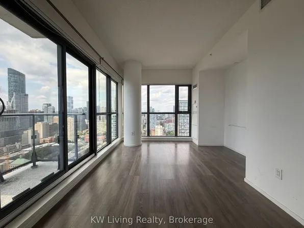 159 Dundas St E, Toronto, ON