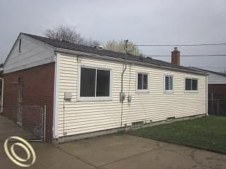 5th image of 30751 Geraldine St