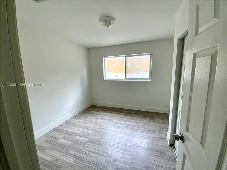 2840 NW 8th St — Photo 11