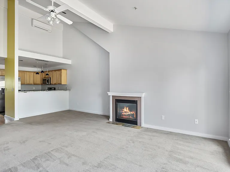 78 SW Allen Rd #3 — Photo 4